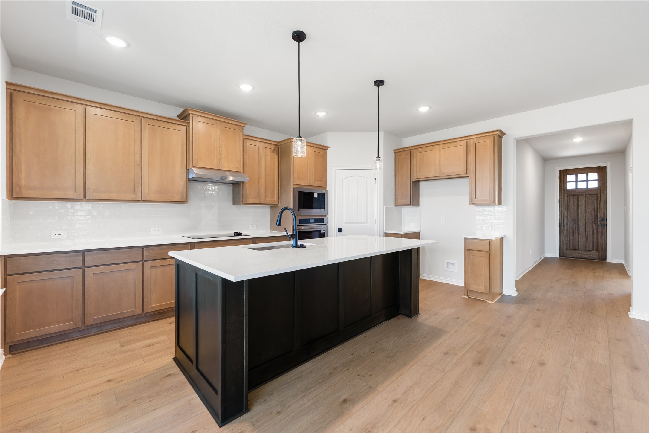 30 Roosevelt Lane Valley View TX 76272