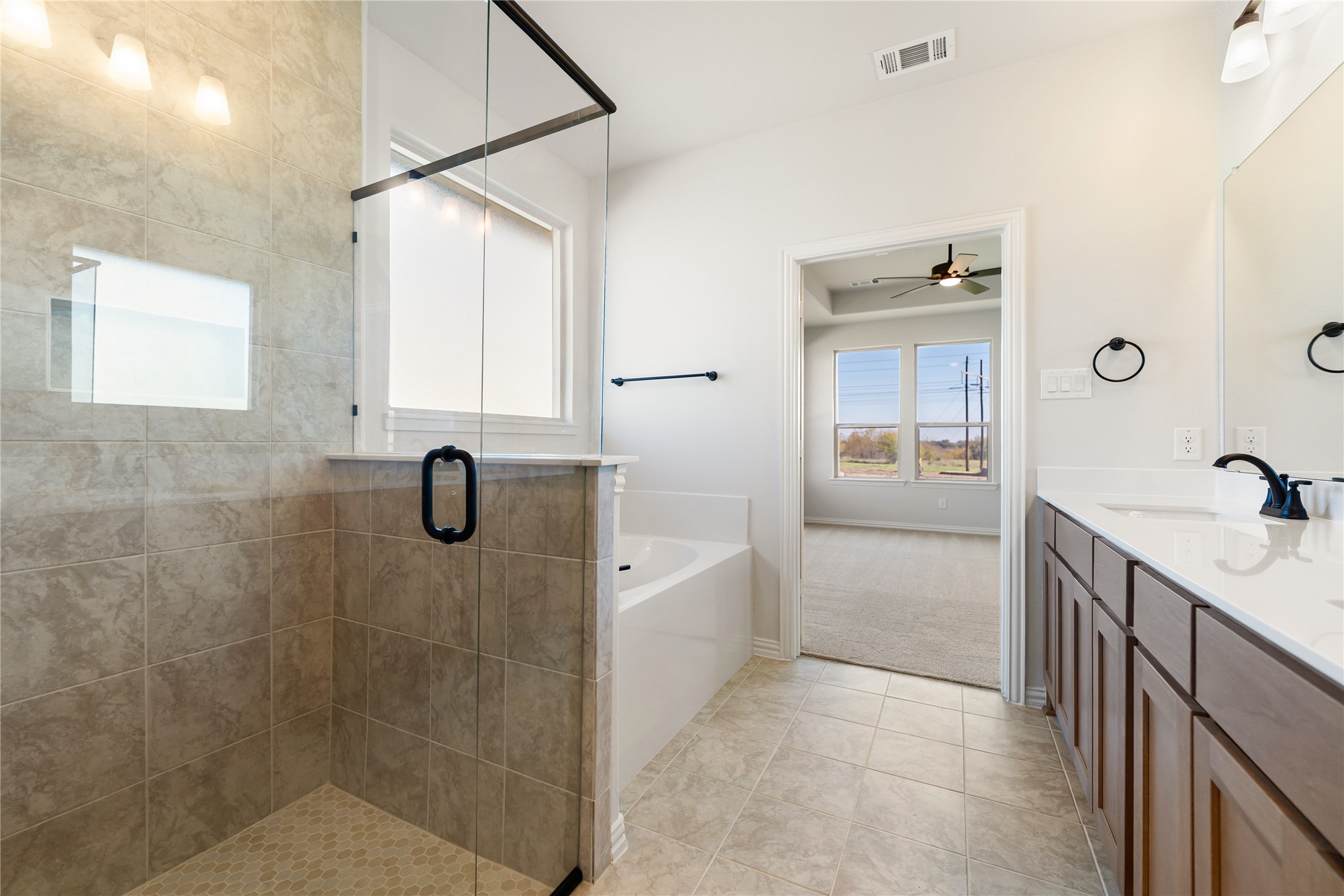 30 Roosevelt Lane Valley View TX 76272