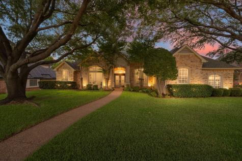 4108 Vista Creek Court Arlington TX 76016