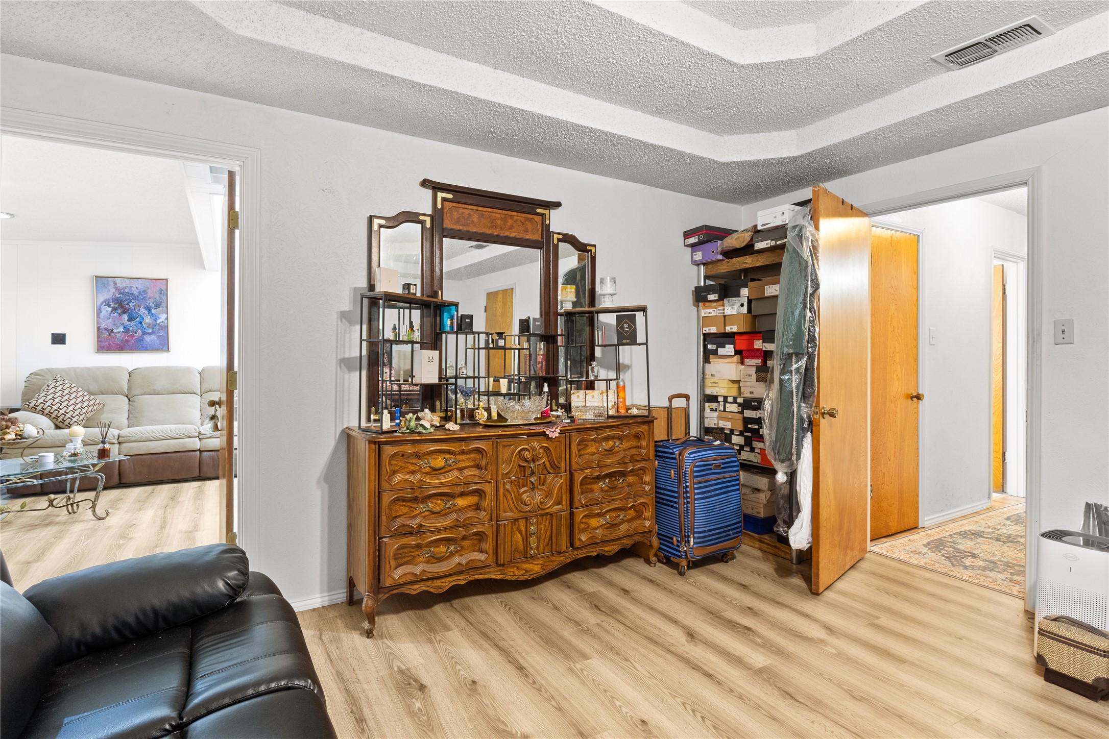 1209 Hanna Circle Desoto TX 75115
