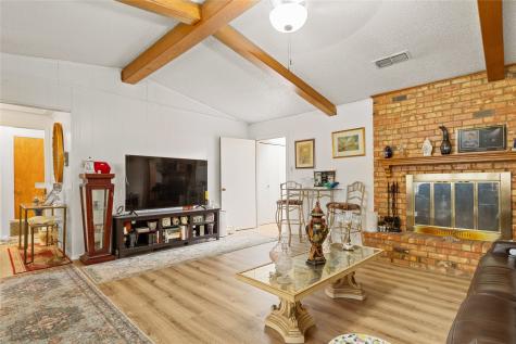 1209 Hanna Circle Desoto TX 75115