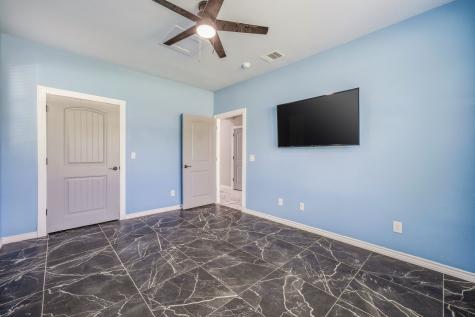 4945 Peachtree Circle Granbury TX 76048