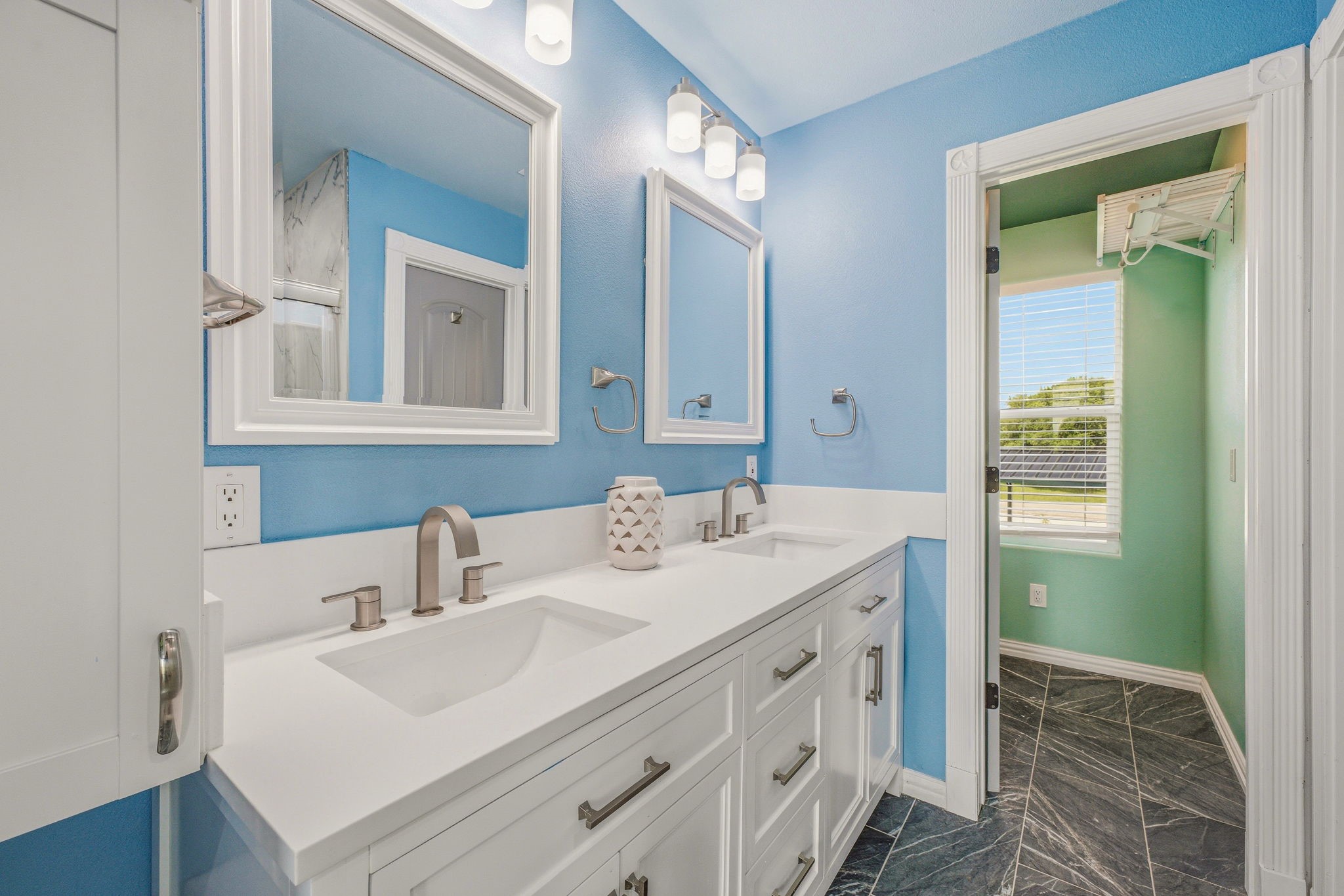 4945 Peachtree Circle Granbury TX 76048