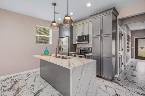 4945 Peachtree Circle Granbury TX 76048