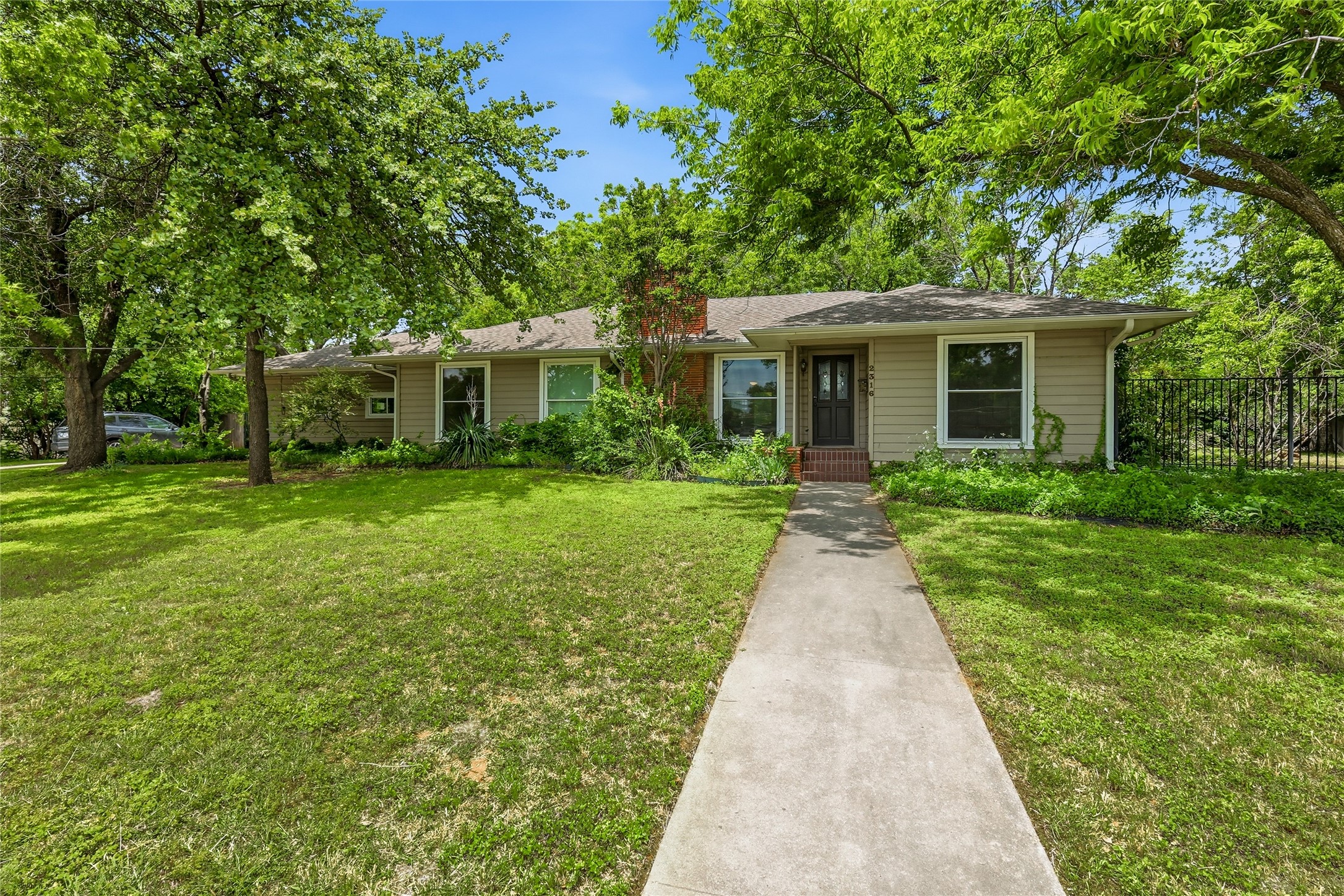 2316 Houston Place Denton TX 76201