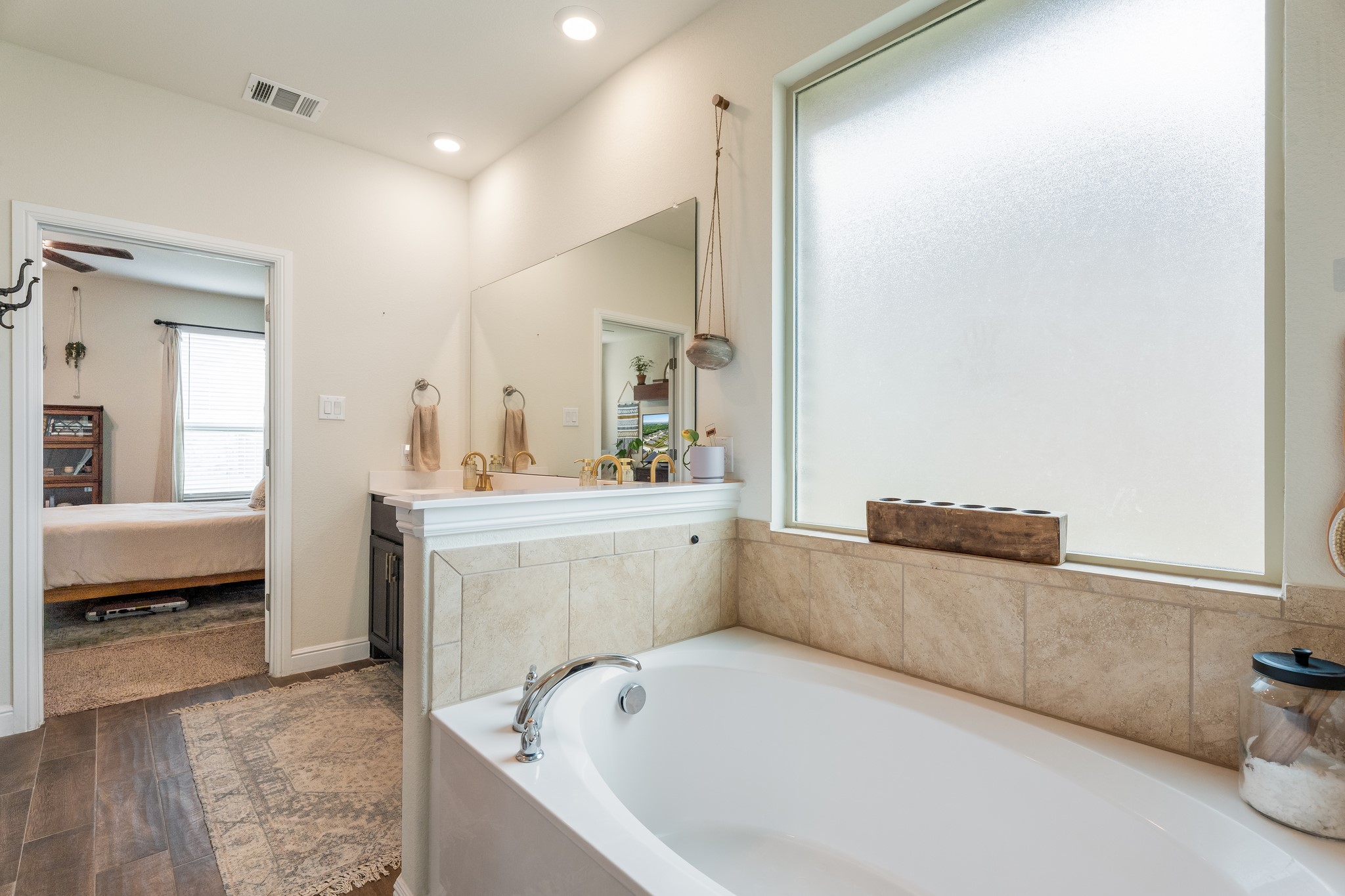 1715 Swale Lane Granbury TX 76049