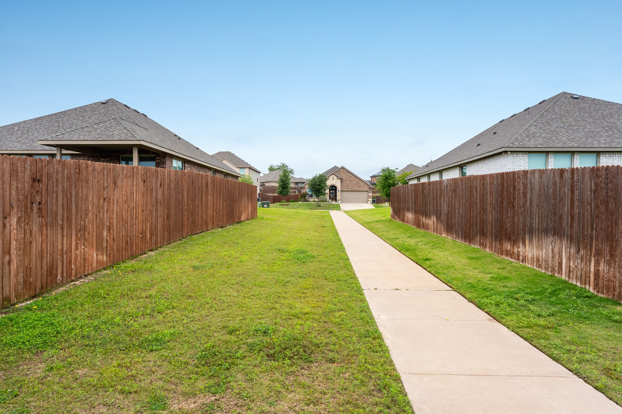 1715 Swale Lane Granbury TX 76049