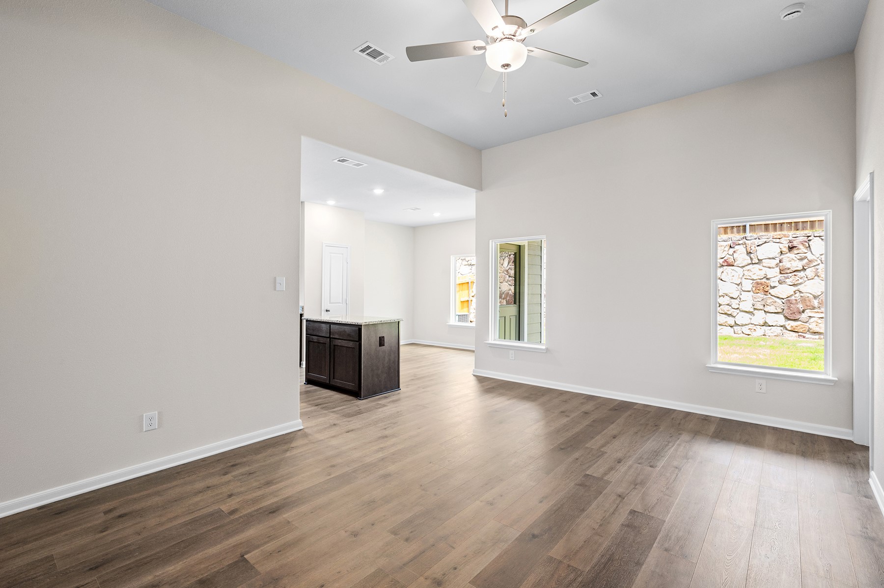 6324 Crosswood Lane Dallas TX 75241