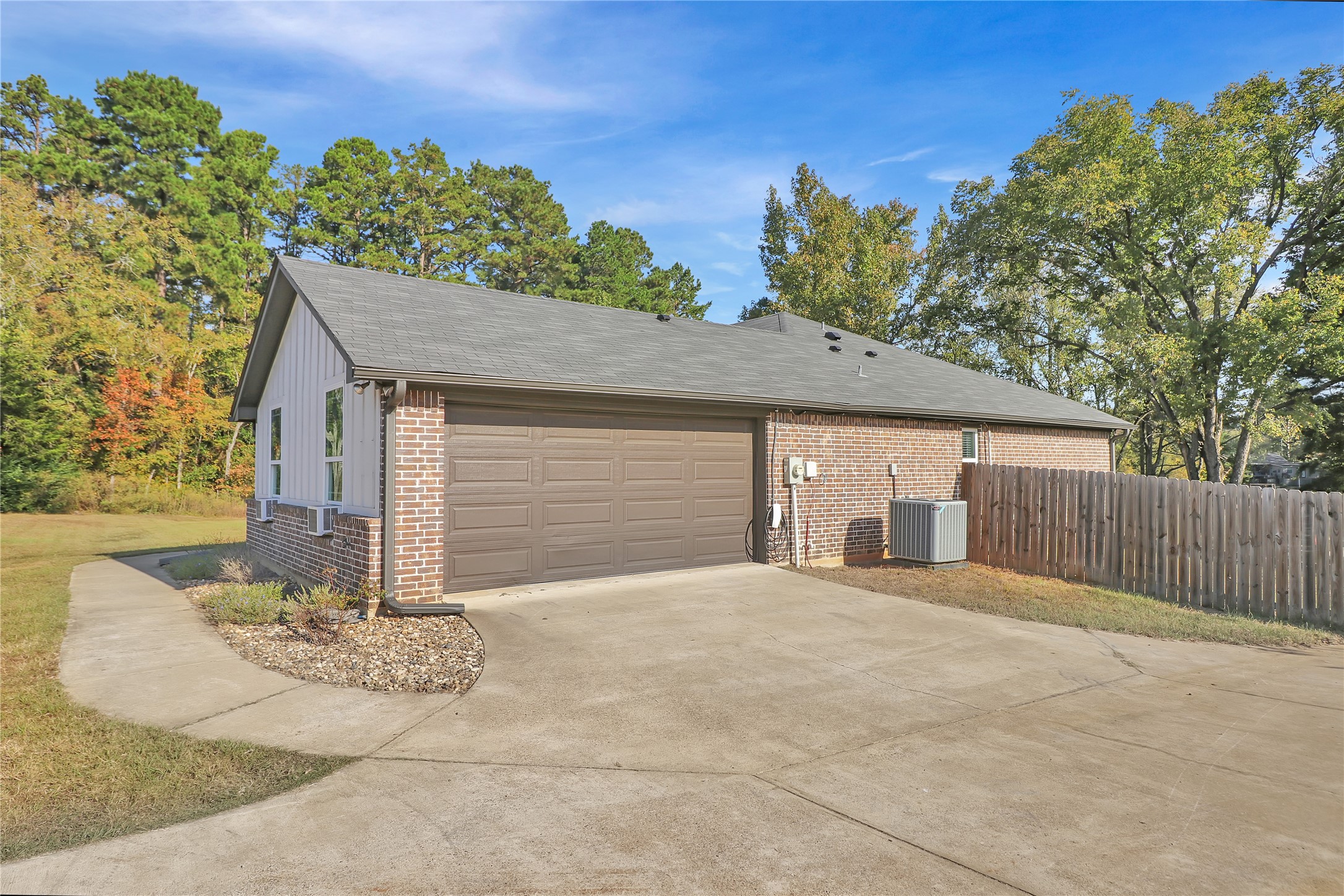 20491 State Highway 110 Troup TX 75789