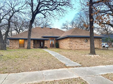 509 Topside Drive Azle TX 76020