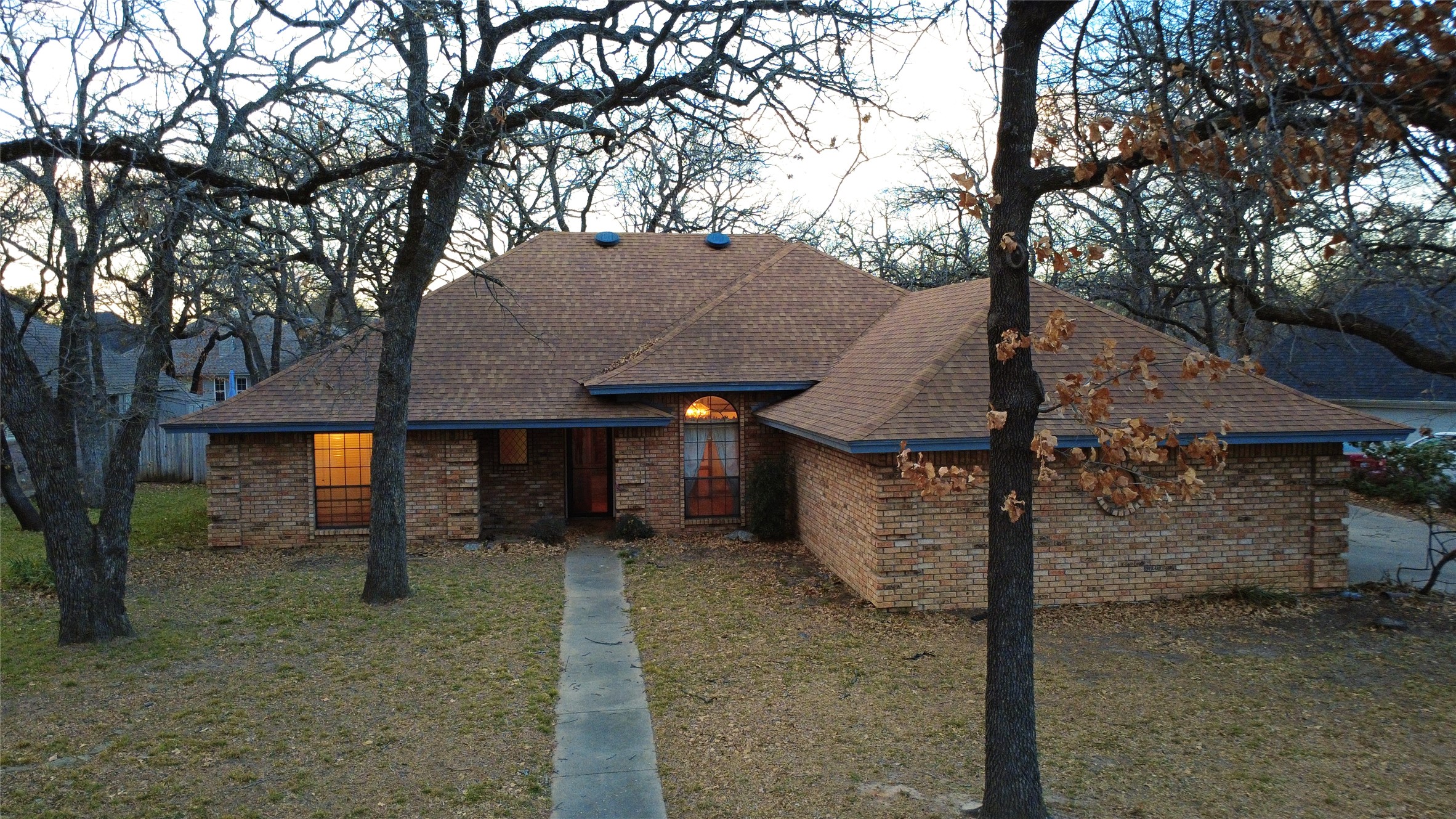 509 Topside Drive Azle TX 76020