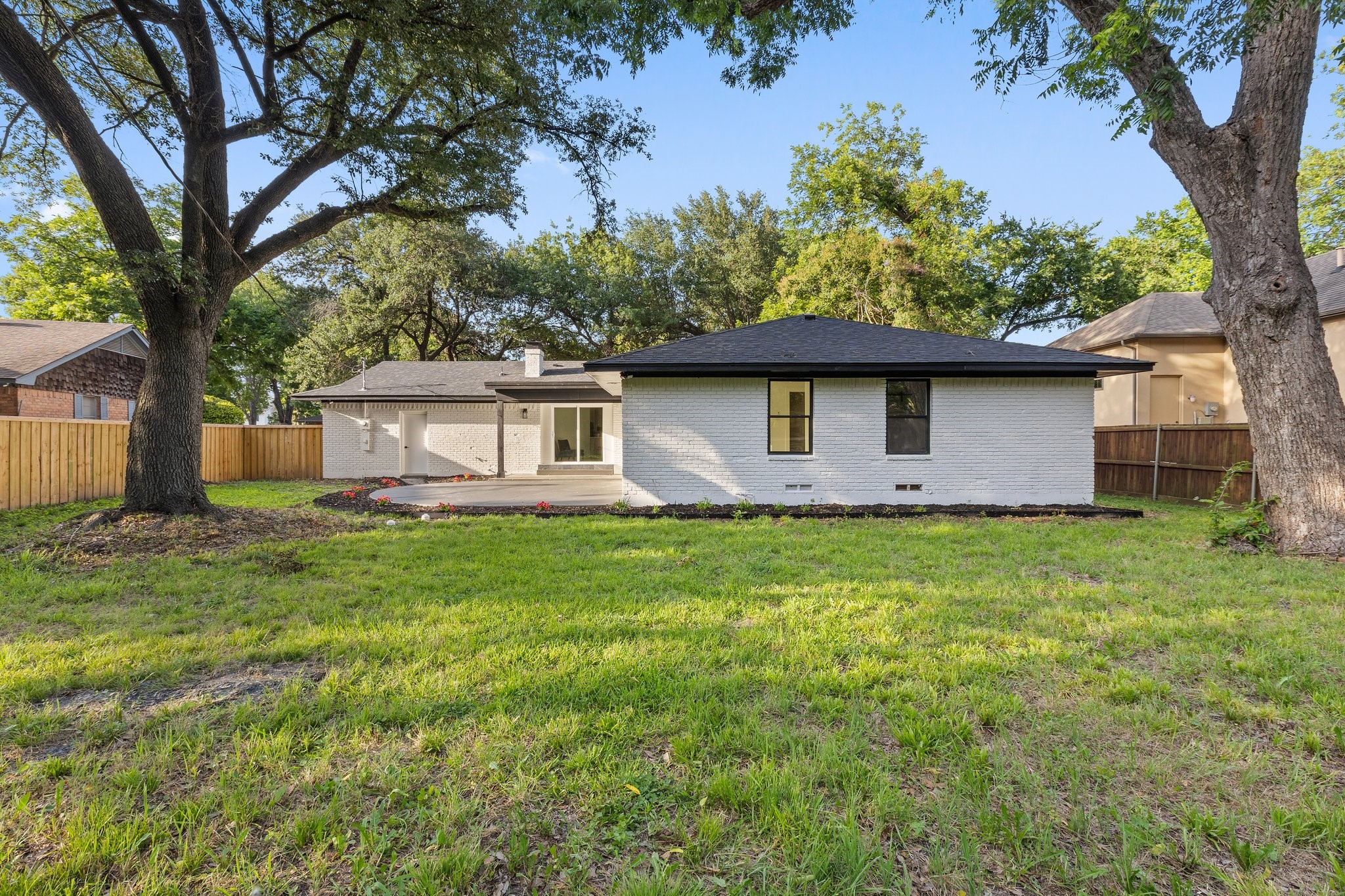 2605 S Glenbrook Drive Garland TX 75041