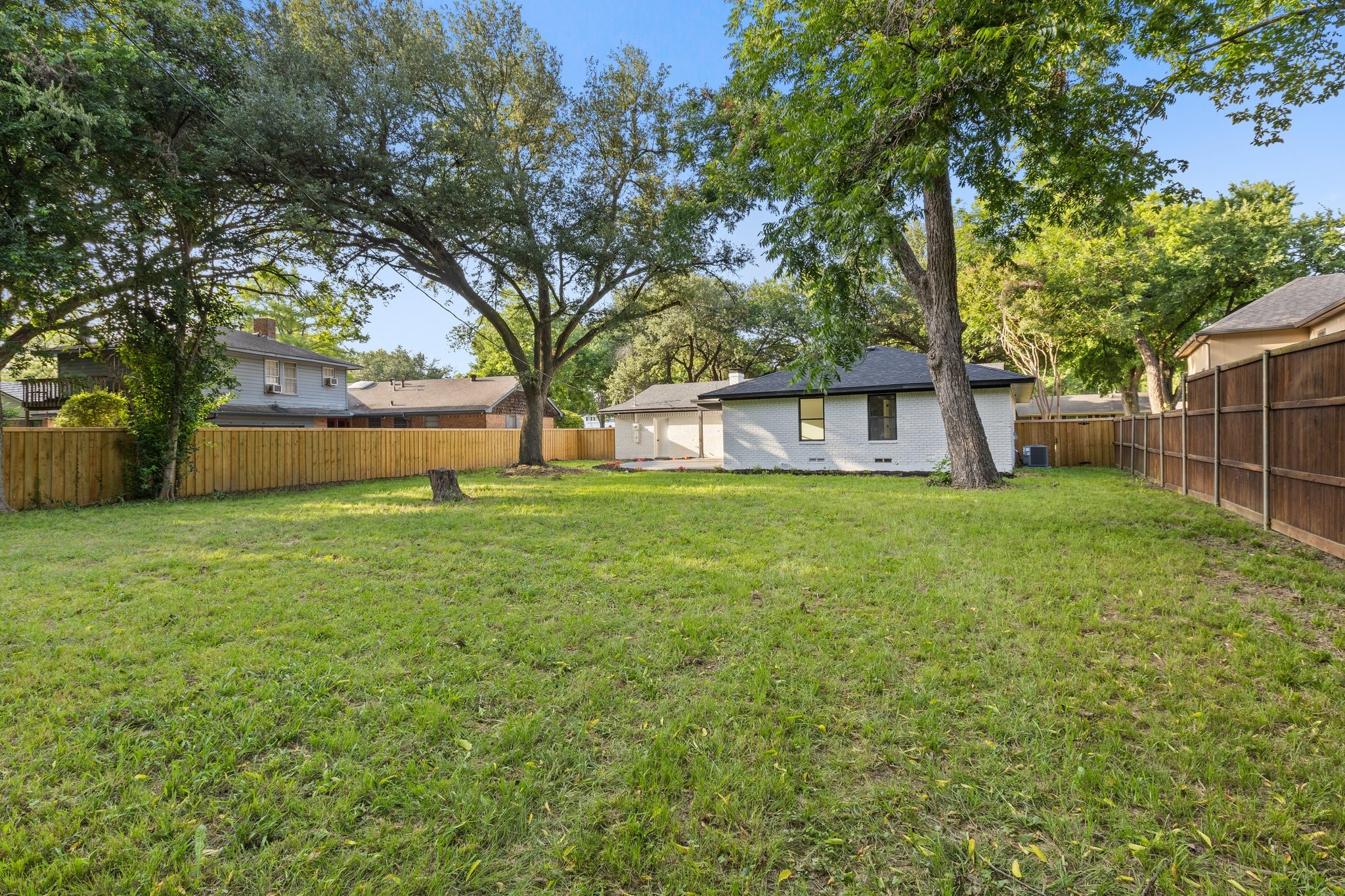 2605 S Glenbrook Drive Garland TX 75041