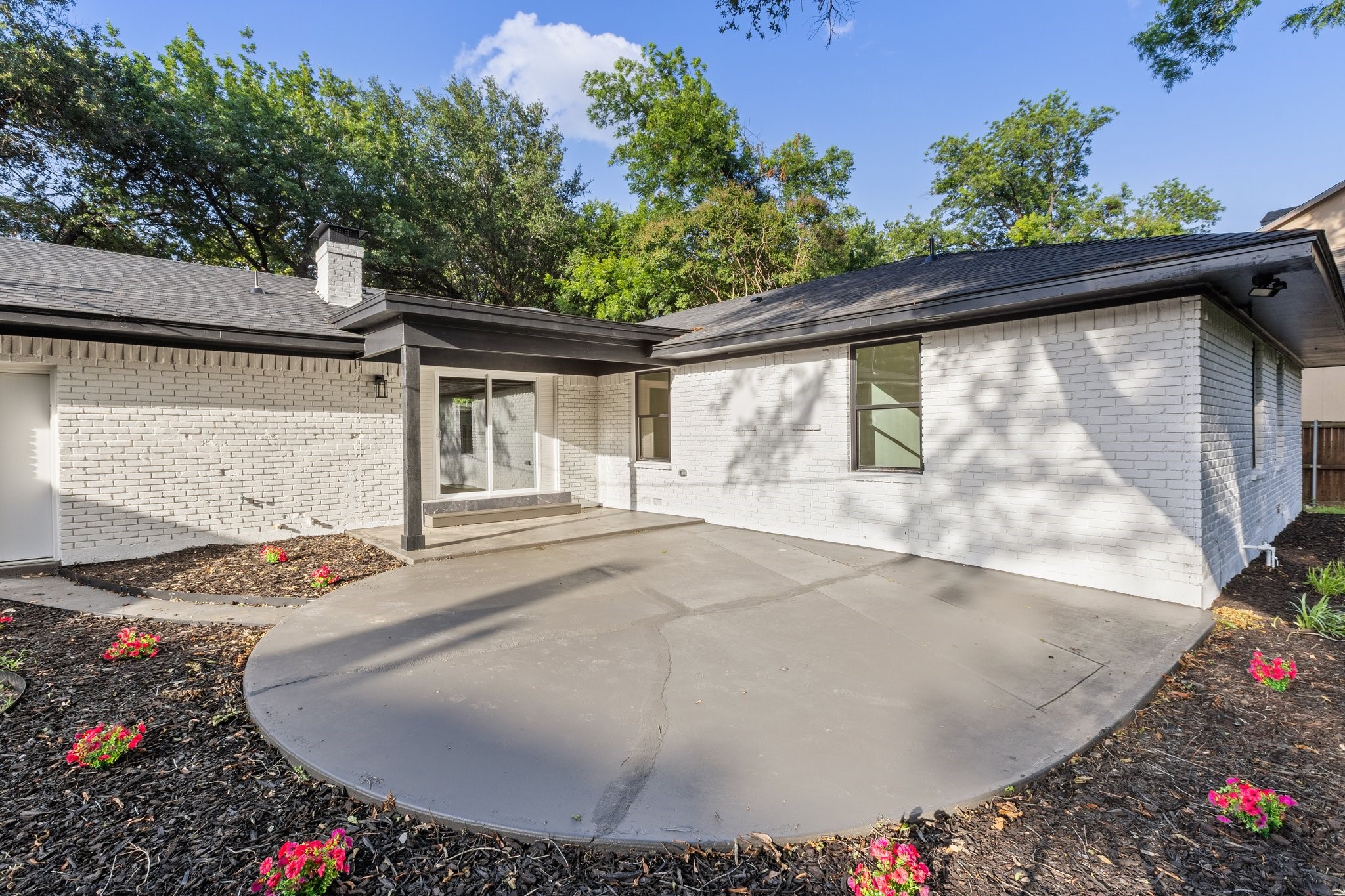 2605 S Glenbrook Drive Garland TX 75041