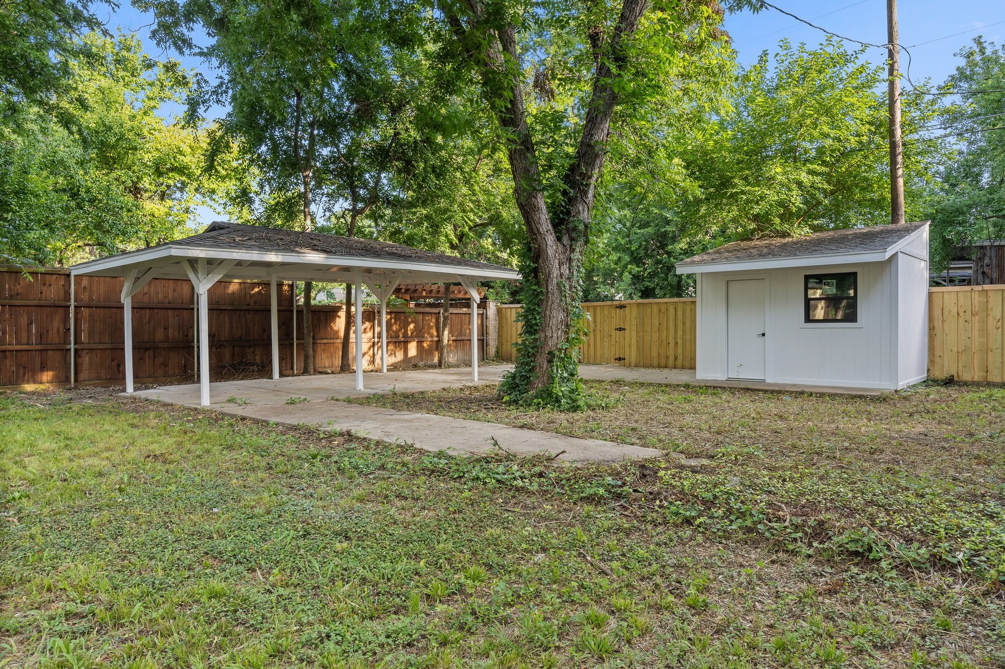 2605 S Glenbrook Drive Garland TX 75041