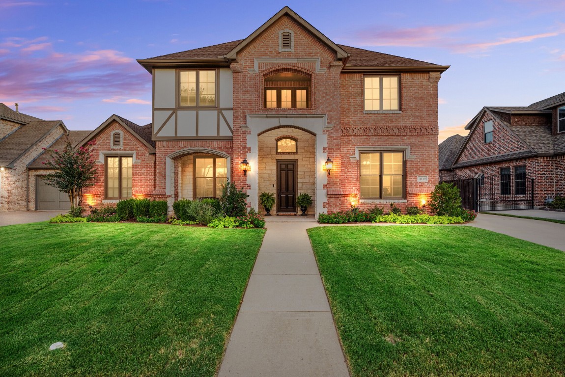 2110 Castle Creek Drive Mansfield TX 76063