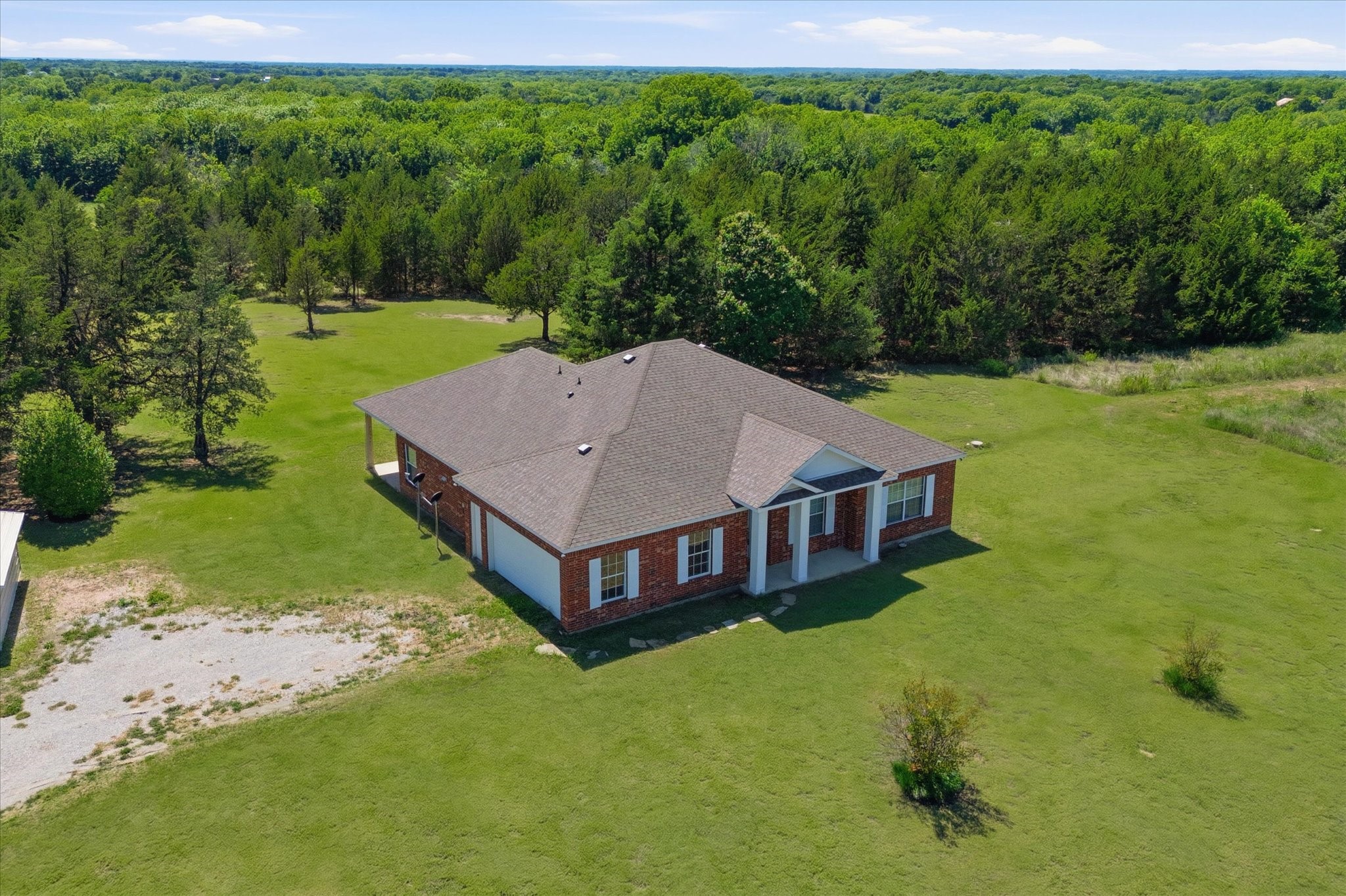 4764 S Fm 271 Bonham TX 75418