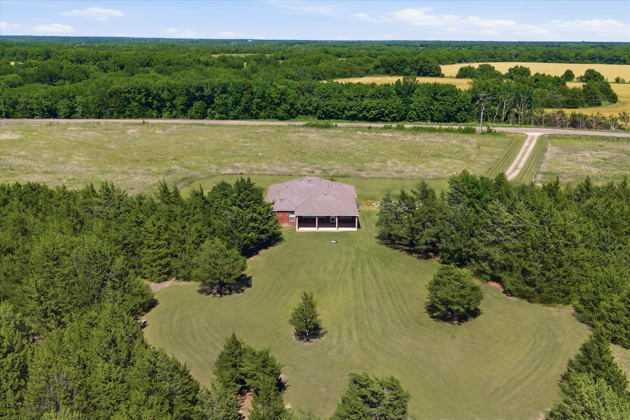 4764 S Fm 271 Bonham TX 75418