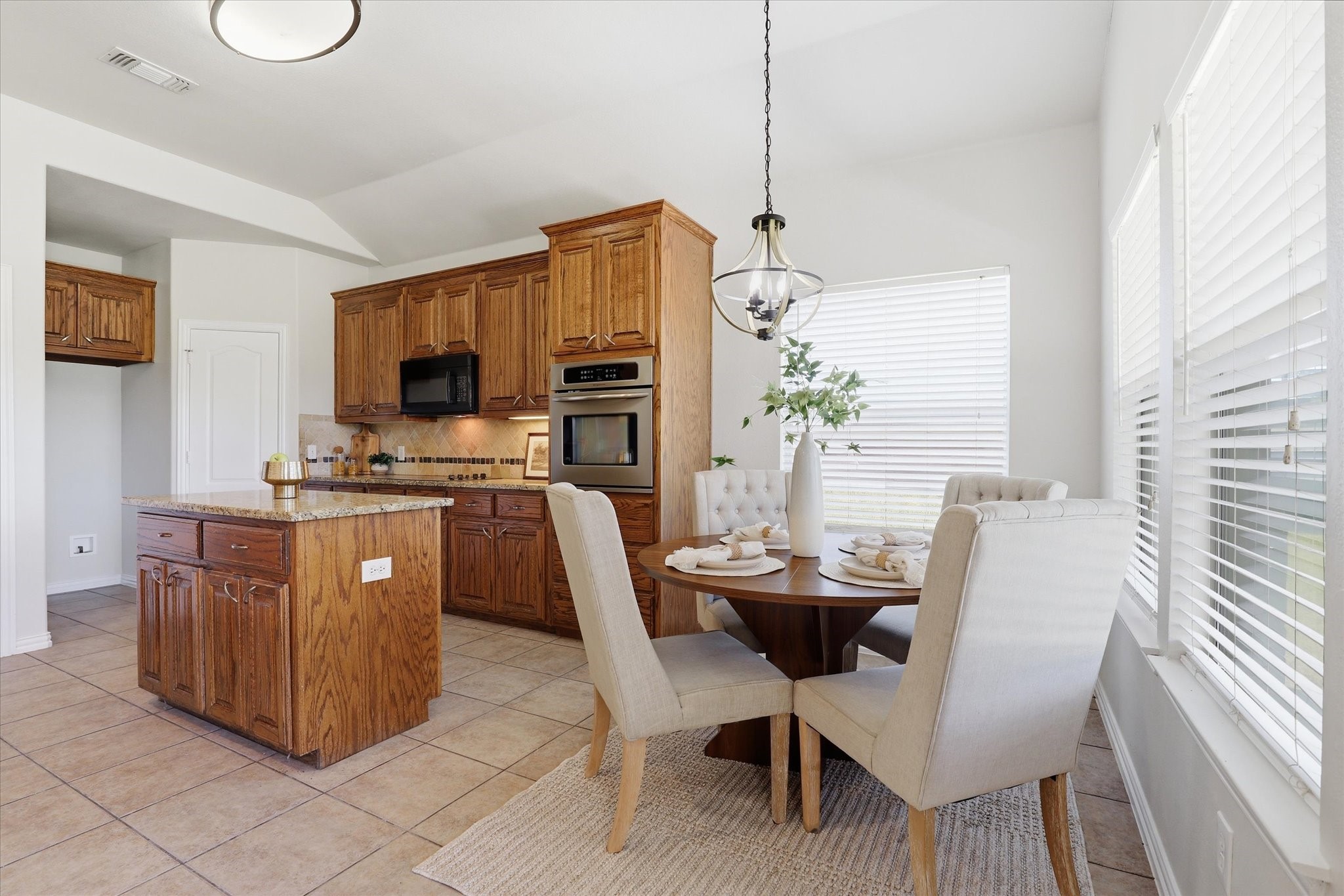4764 S Fm 271 Bonham TX 75418