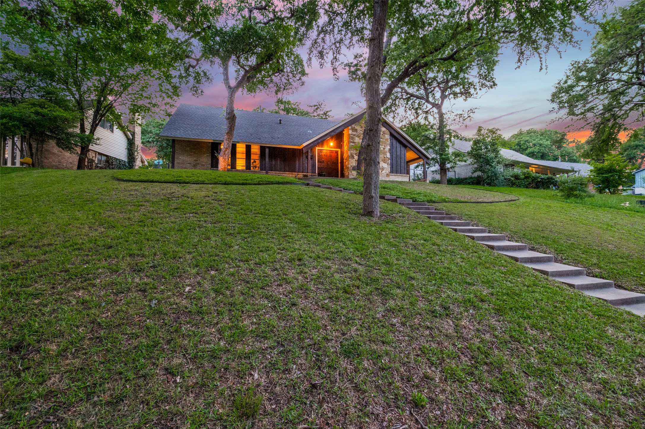 1529 Windchime Drive Dallas TX 75224