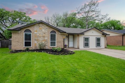 807 Meadowlark Drive Mansfield TX 76063