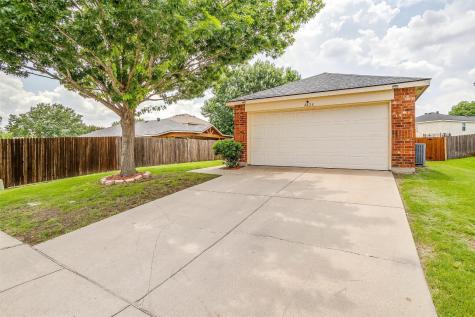 4828 Waterford Drive Fort Worth TX 76179