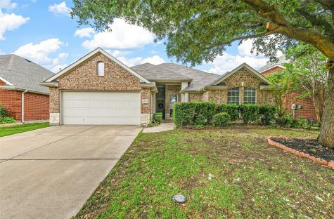 8733 Deepwood Lane Fort Worth TX 76123