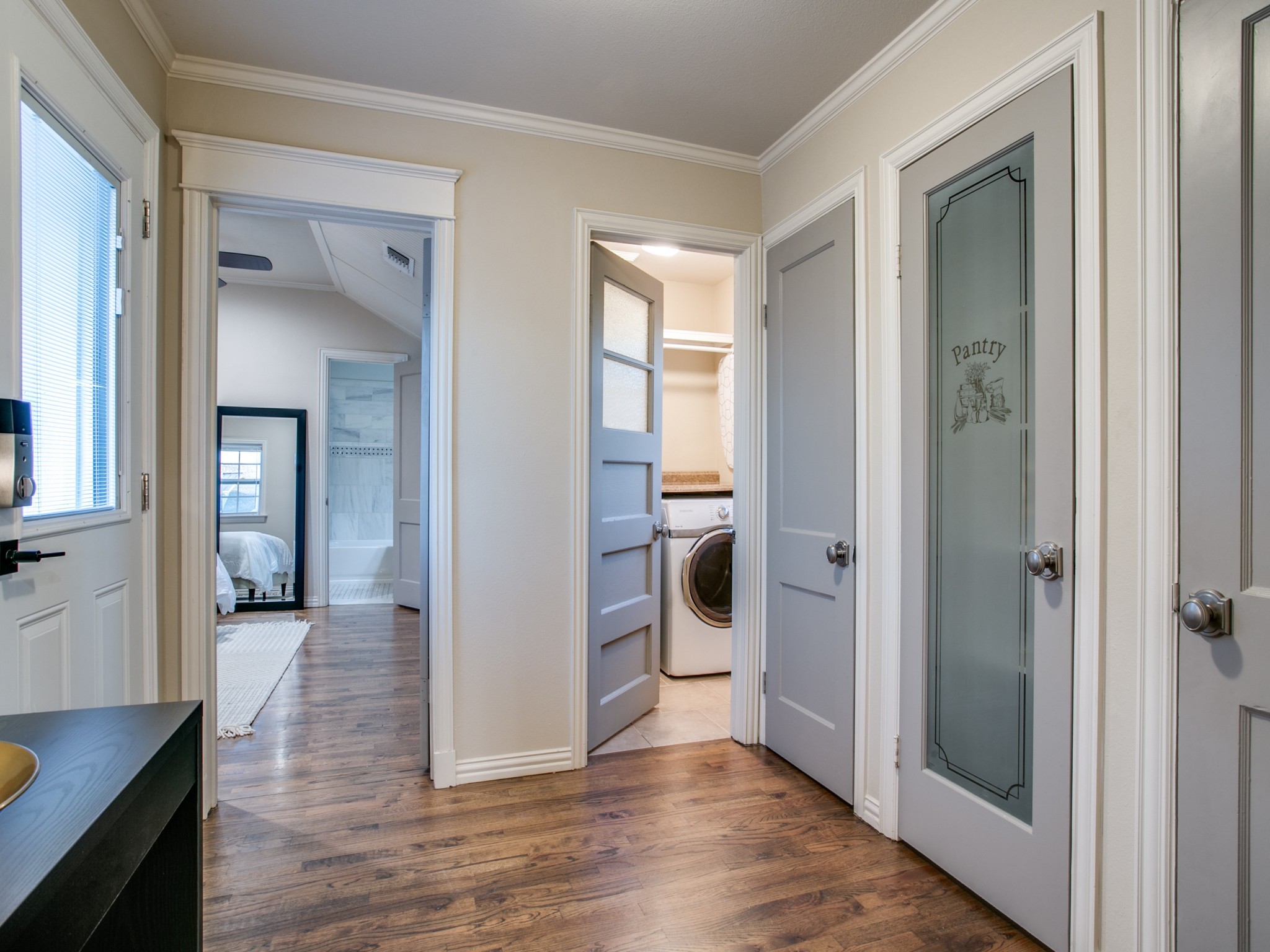 610 E Texas Street Grapevine TX 76051