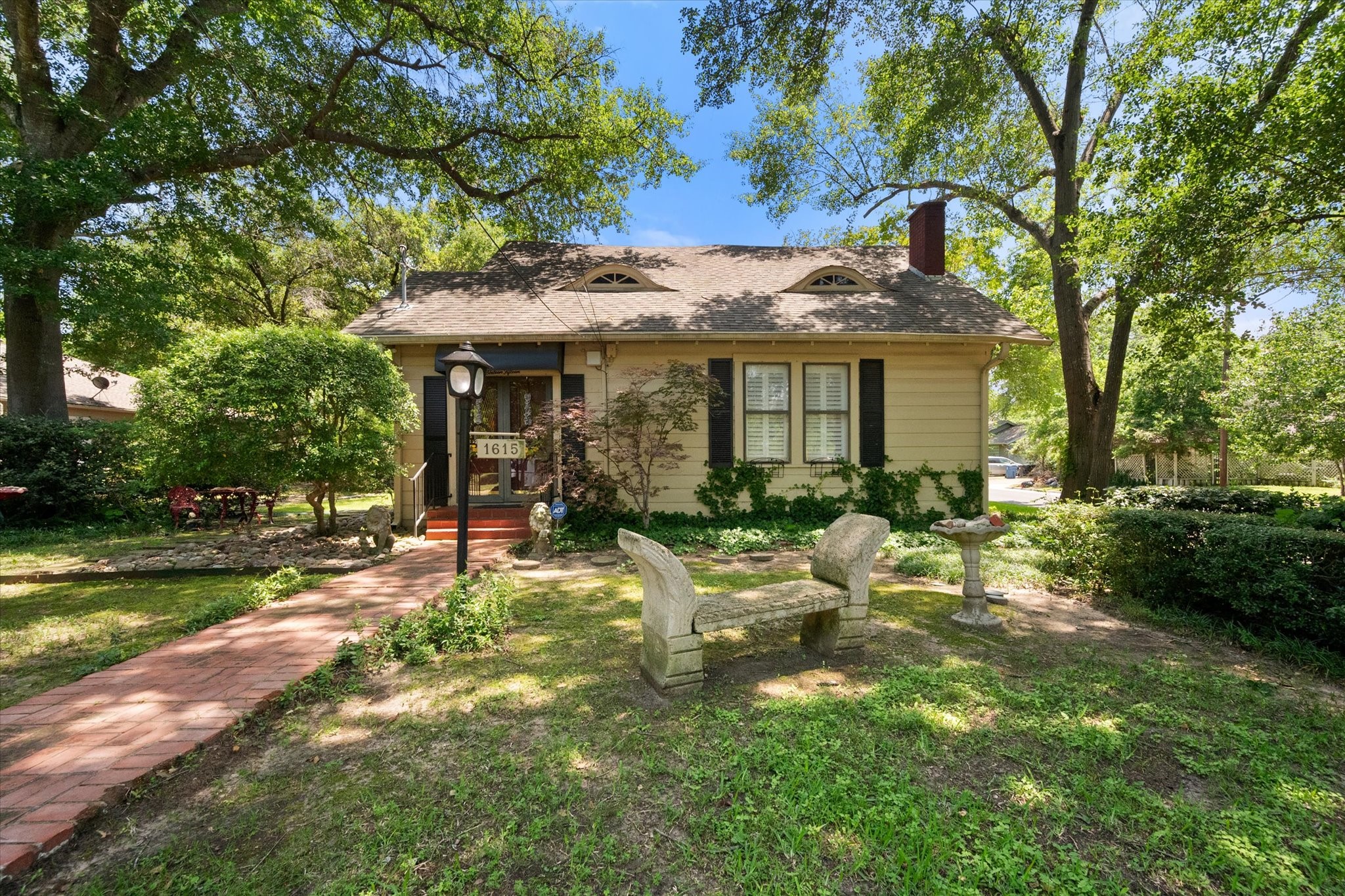 1615 Elmwood Avenue Corsicana TX 75110