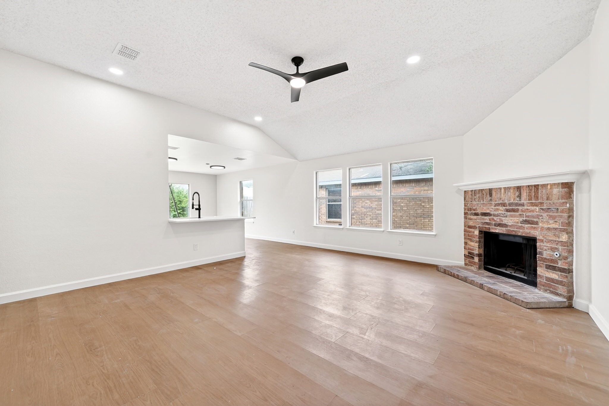 1016 Halifax Lane Forney TX 75126