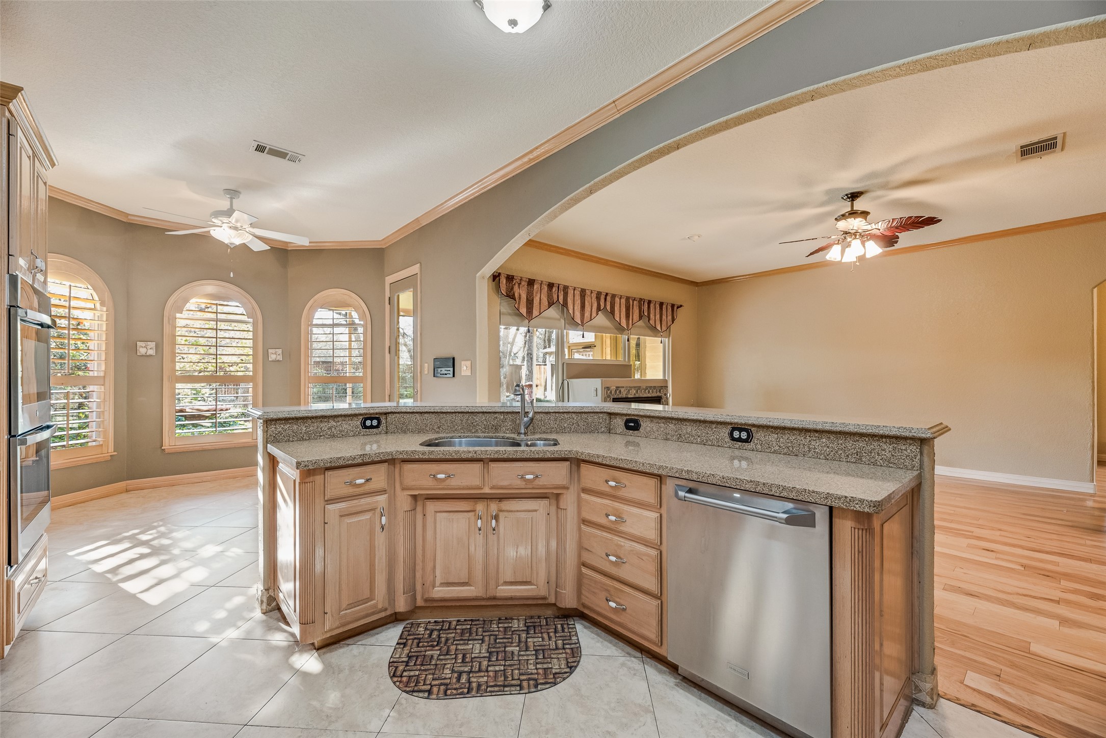 6006 Wallace Meadows Court Arlington TX 76001