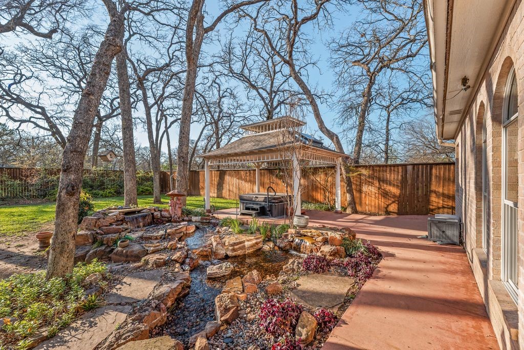 6006 Wallace Meadows Court Arlington TX 76001