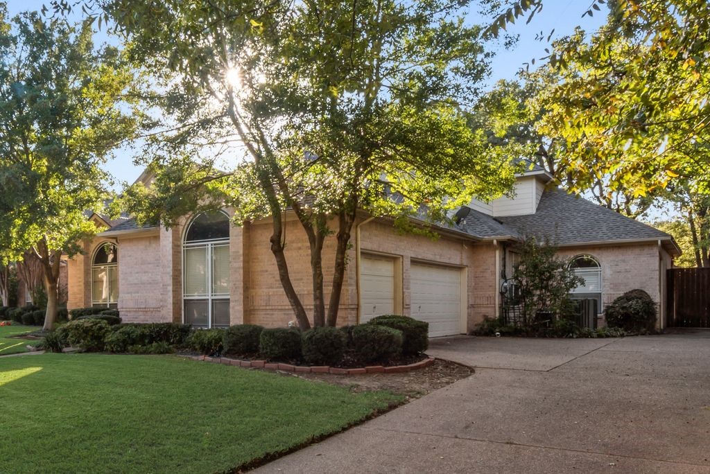 6006 Wallace Meadows Court Arlington TX 76001