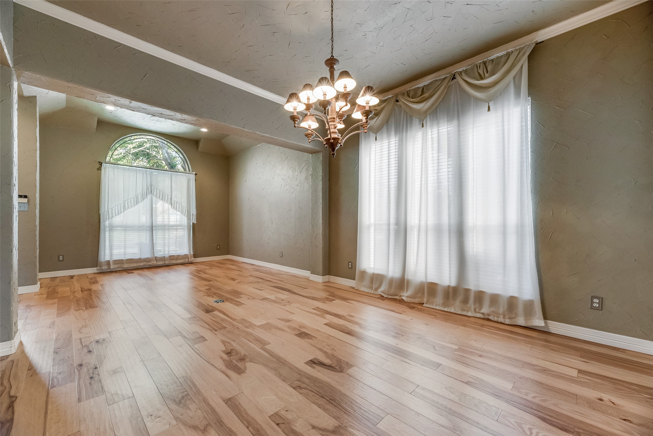 6006 Wallace Meadows Court Arlington TX 76001