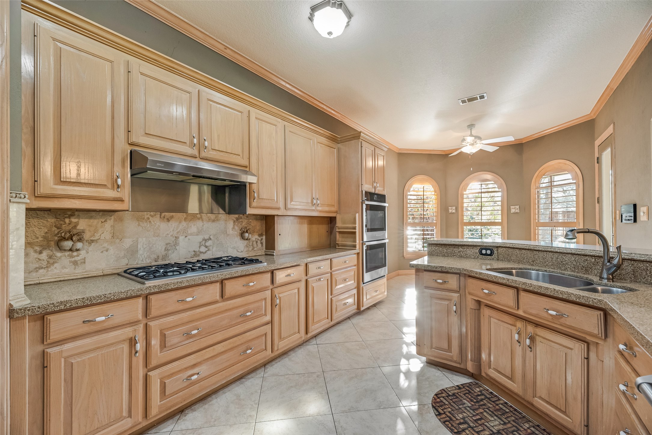 6006 Wallace Meadows Court Arlington TX 76001