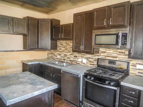 1001 E Lindsey Street Breckenridge TX 76424