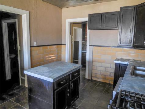 1001 E Lindsey Street Breckenridge TX 76424