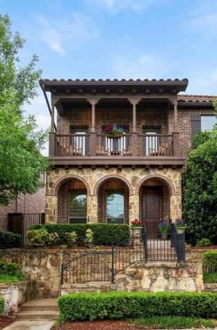 7031 Nueces Drive Irving TX 75039