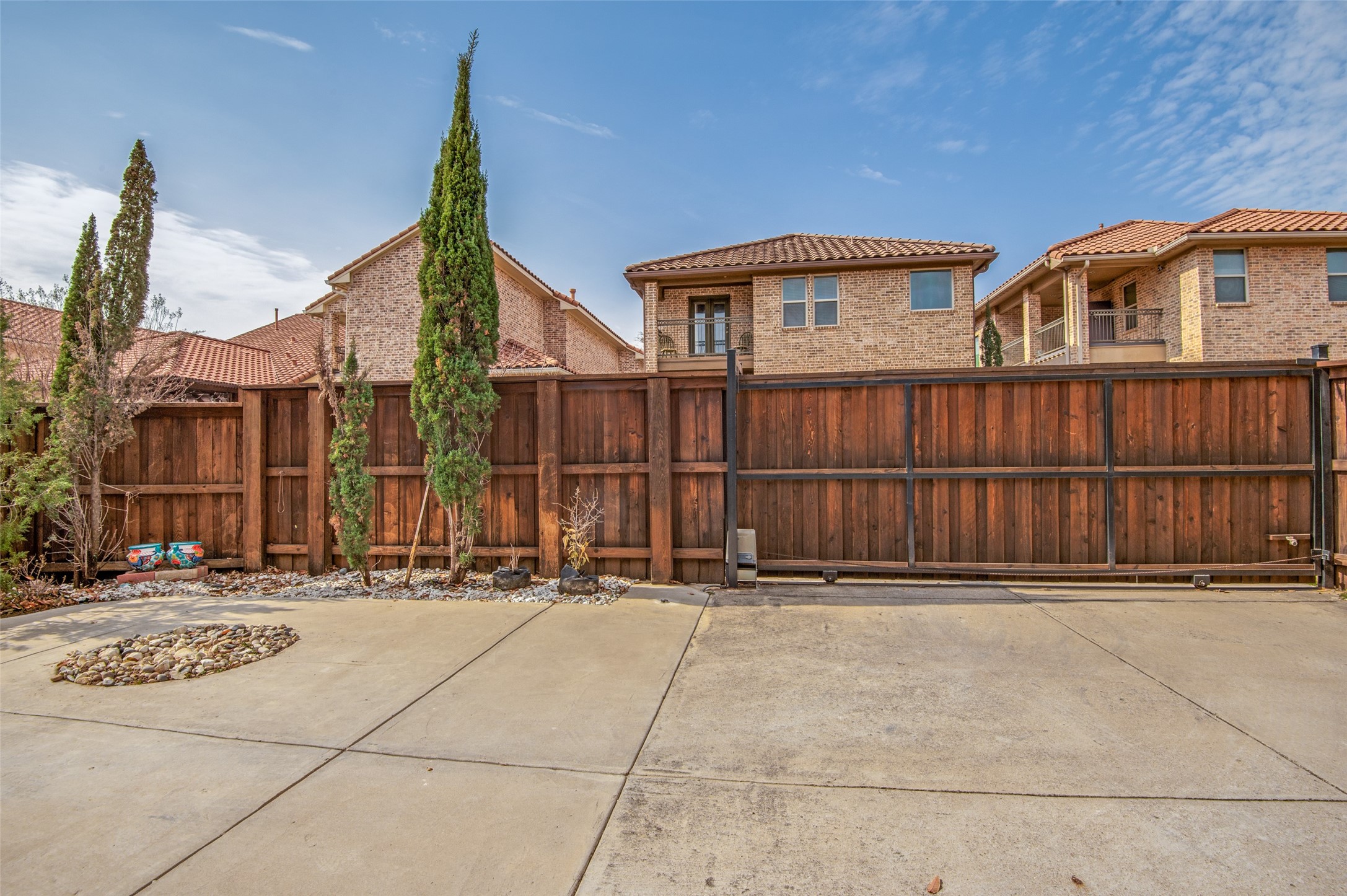 7031 Nueces Drive Irving TX 75039