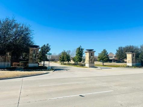 7031 Nueces Drive Irving TX 75039