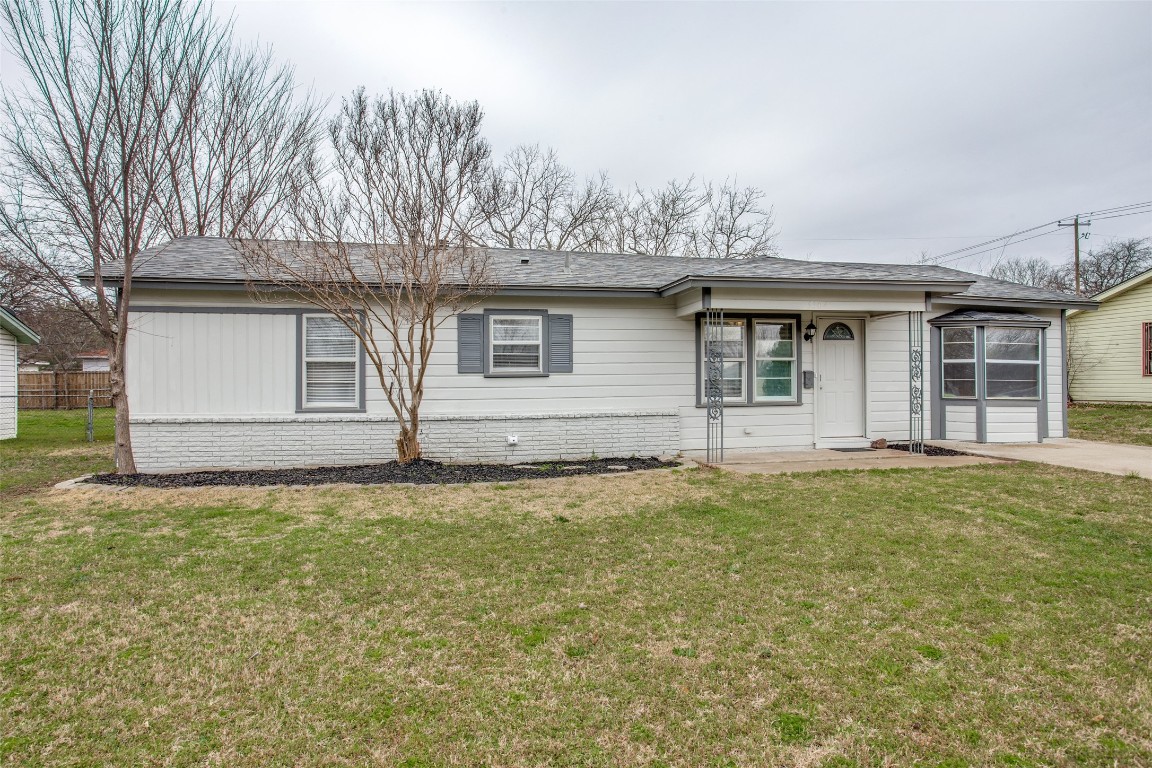 5304 Ira Street N Haltom City TX 76117