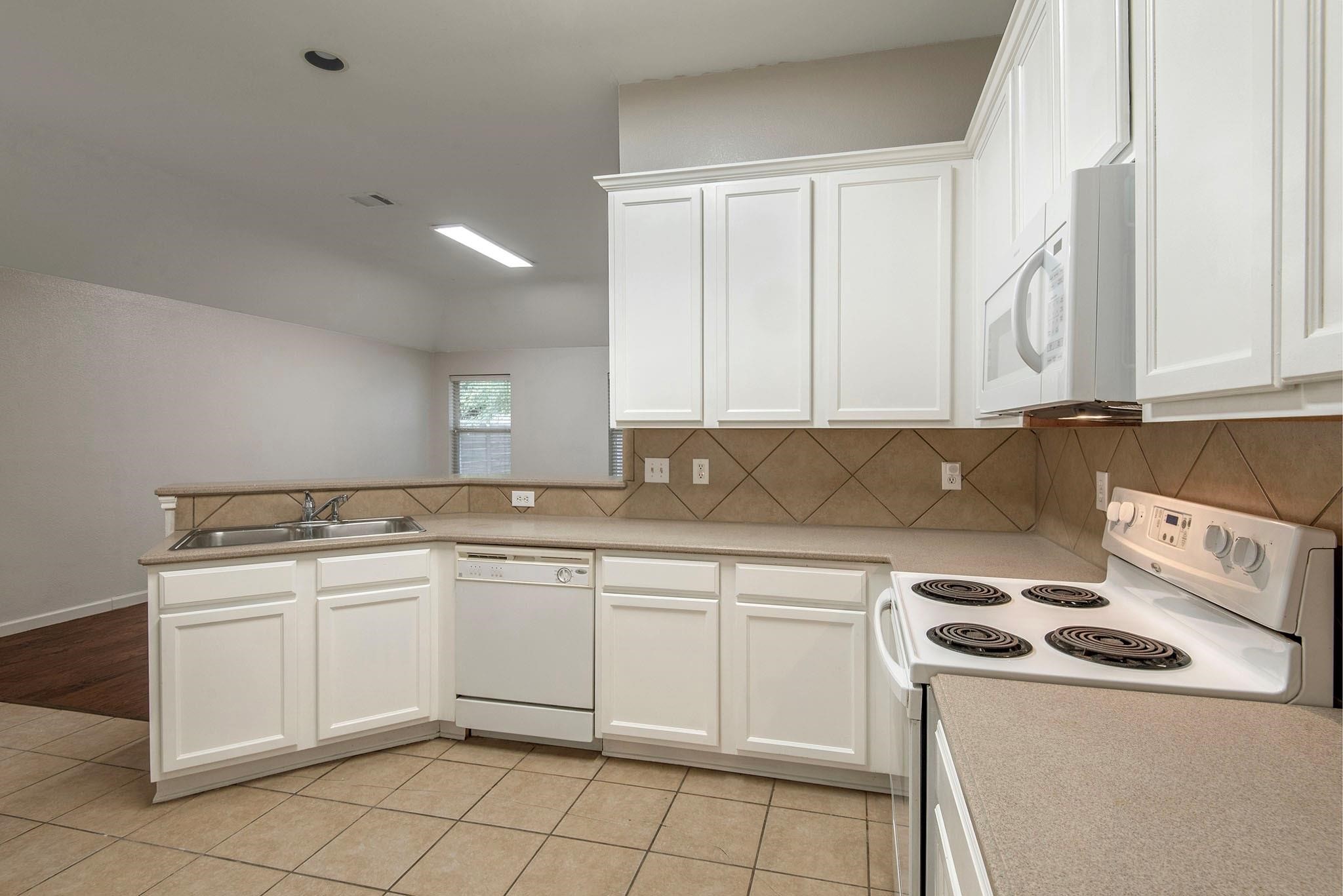 448 Northbrook Avenue Oak Point TX 75068