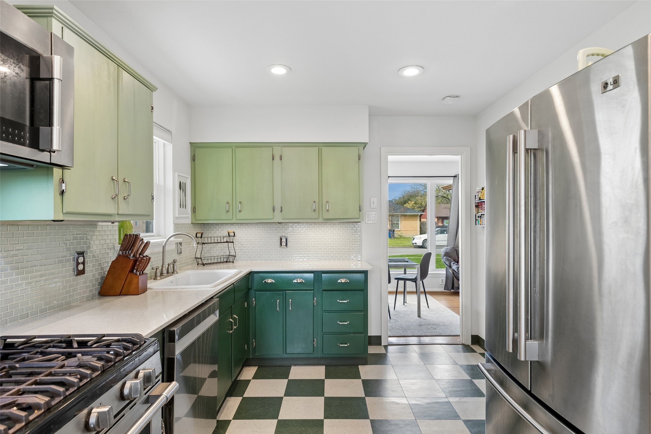 3002 San Medina Avenue Dallas TX 75228