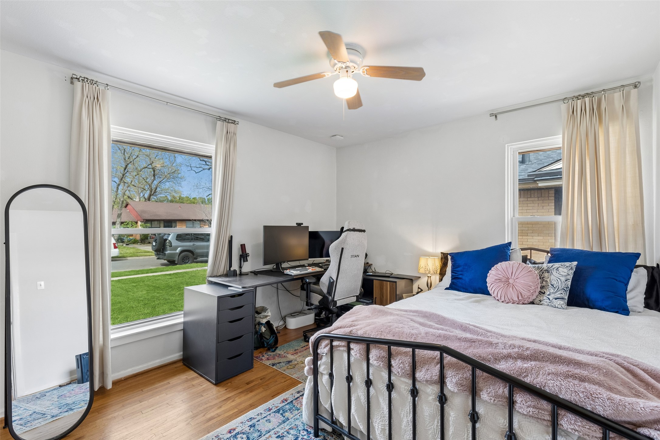 3002 San Medina Avenue Dallas TX 75228