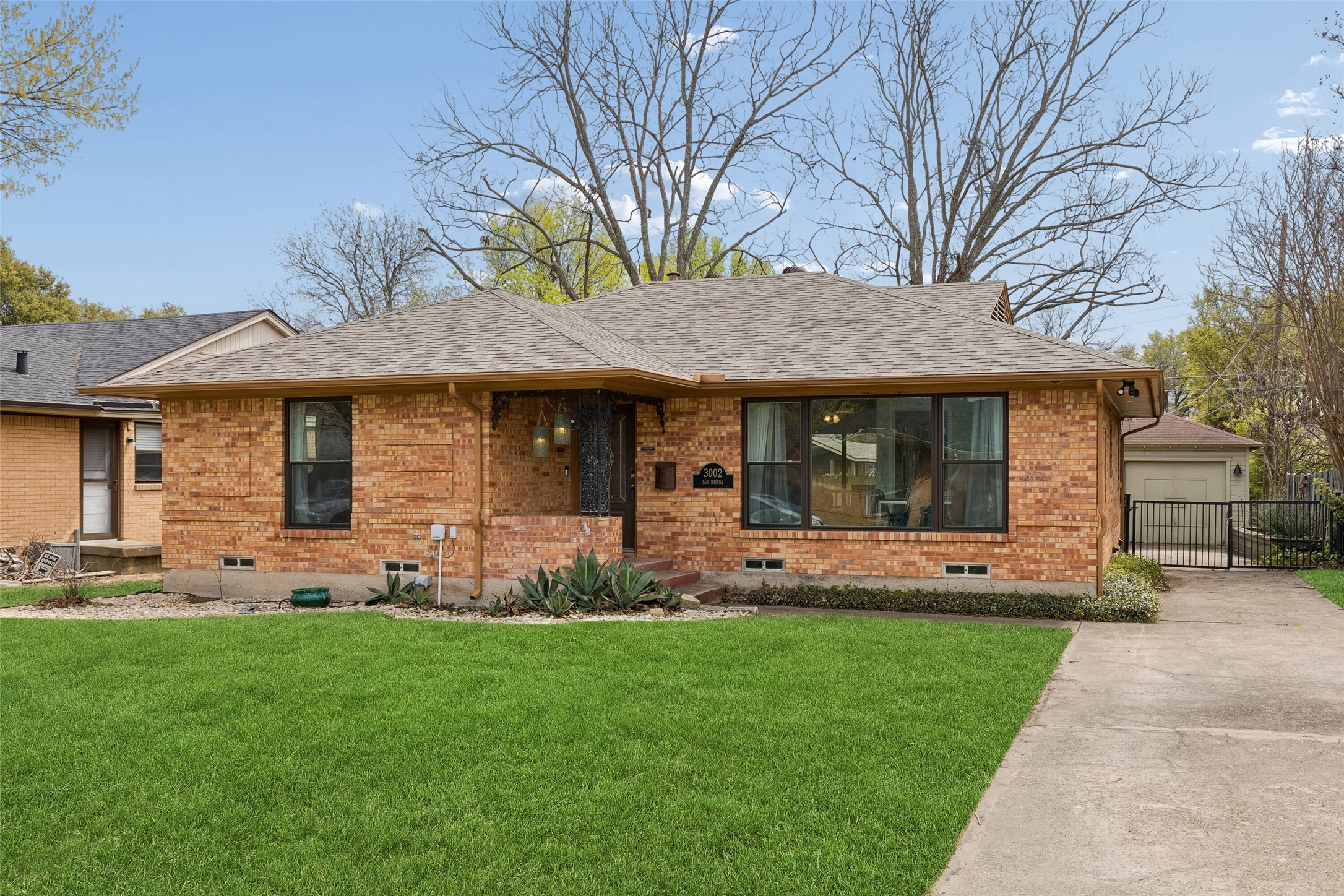 3002 San Medina Avenue Dallas TX 75228