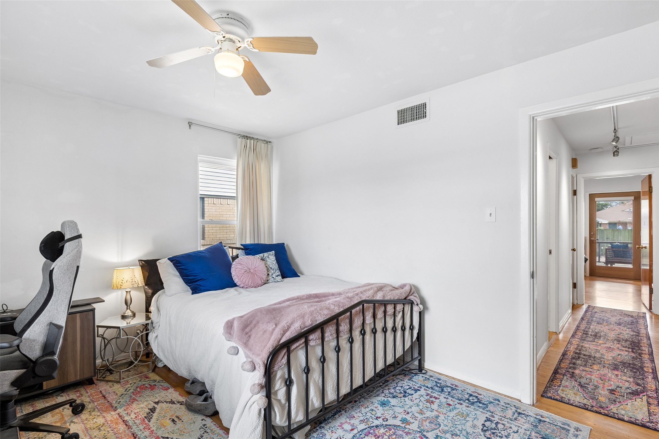 3002 San Medina Avenue Dallas TX 75228