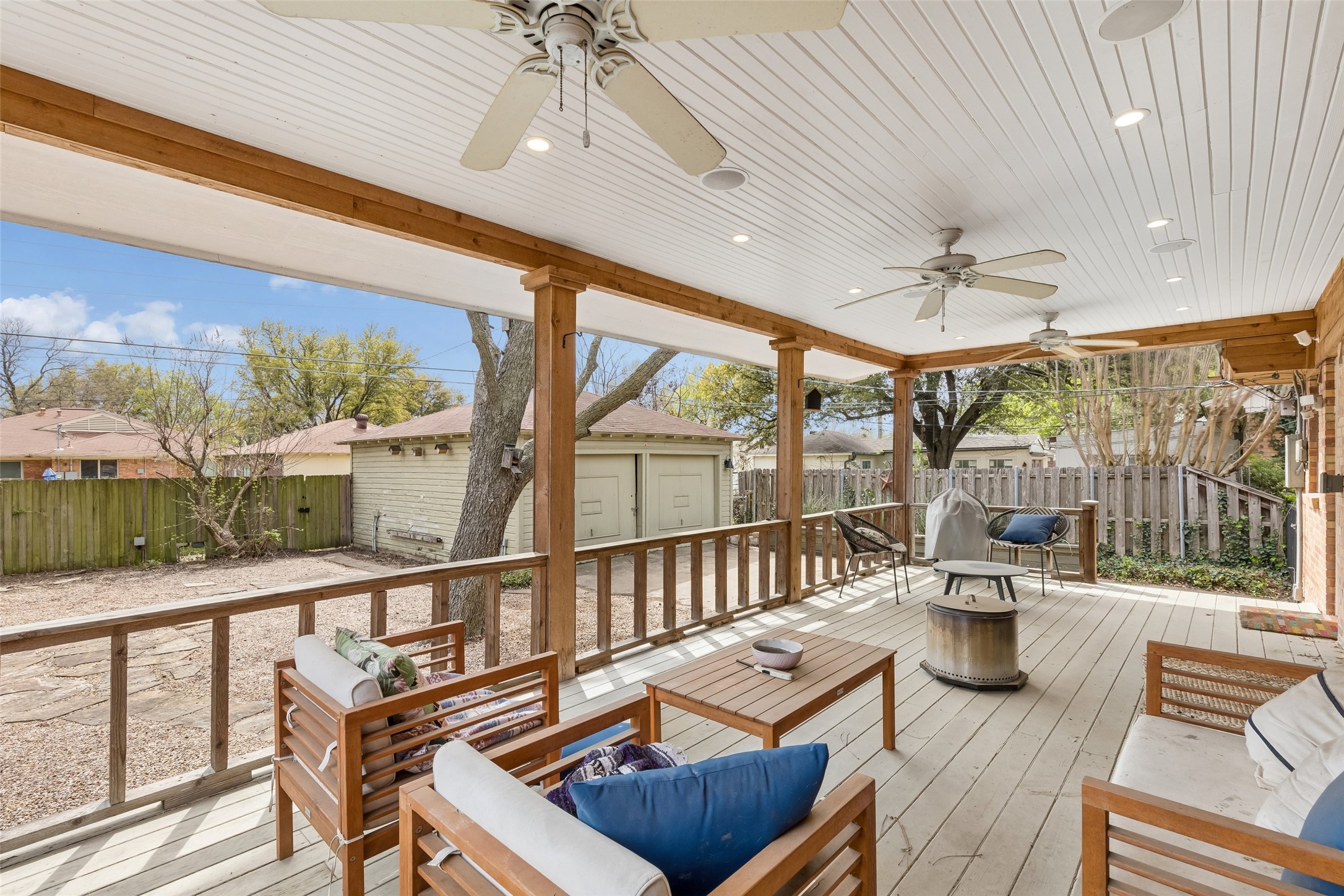 3002 San Medina Avenue Dallas TX 75228
