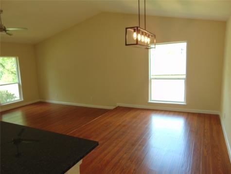 2918 Ashglen Drive Garland TX 75043