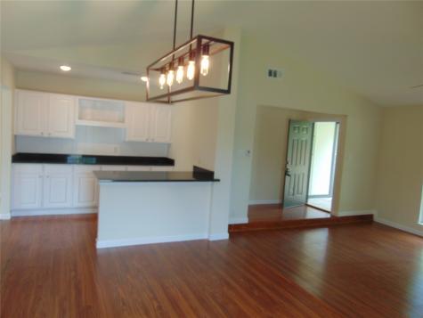 2918 Ashglen Drive Garland TX 75043