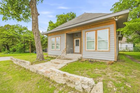 314 N Harding Street Fort Worth TX 76102